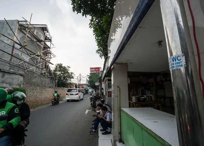 OYO 1798 Hotel 37 Syariah Jakarta
